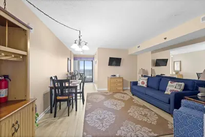 Image de Cozy Oceanfront Condo 2 Chambre Sanabel, 306