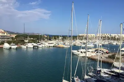 Image de Appartement 10 personnes avec vue mer sur le Golf de St Tropez