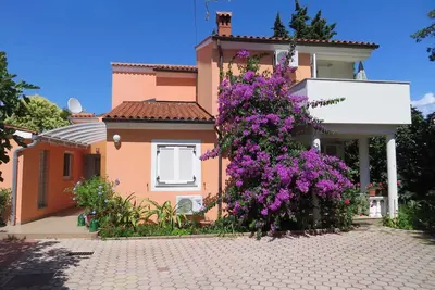 Studio avec balcon et kitchenette