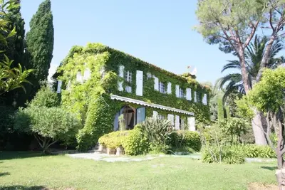 Image de Maison De Caractere Mas PROVENÇAL Avec Piscine Sauna Vue Mer A 5x Mn Des Plages