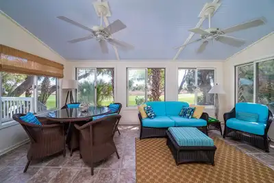 Image de Rénové Tarpon Pond Cottage! Véranda! Vues Fairway! Cartes équipement!