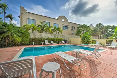 Image de Condo à pied de la région de Fort Lauderdale jusqu'à la plage et les magasins!