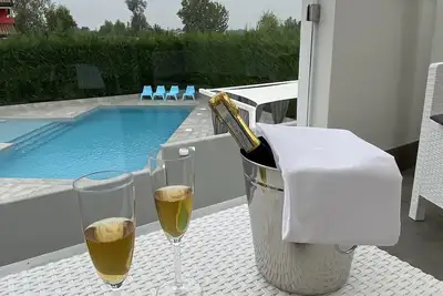 Venise 30 minutes app. dans une villa de campagne avec piscine dans un jardin de 10. 000 m