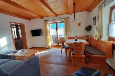 Image de Drei-Raum-Ferienwohnung (1) 60qm, großzügiges Bad, Extra-Schlafraum, Küche, Balkon