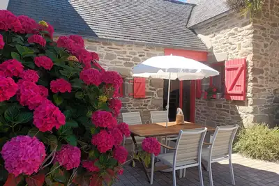 Image de Maison typiquement bretonne à 0, 50m de la plage vue sur mer et Batz à l'étage.