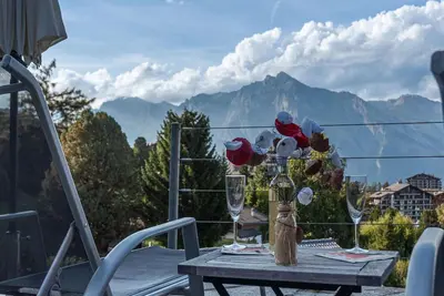Image de Belle maison de vacances privée pour 10 personnes avec Wifi, Tv, terrasse et parking