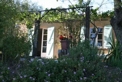 Image de La petite maison sur la colline