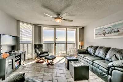 Image de Ashworth 1806 - Oceanfront exceptionnelle Condo 2 chambres