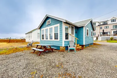 Cottage chien-friendly w \/ incroyable coucher de soleil, en face de la plage!