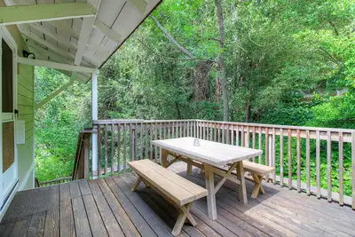 Image de Nouvelle Liste! Dog-friendly house w \/ tranquil environnements, pont, marche de la rivière