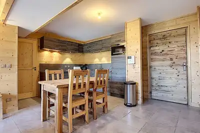 Image de Spacieux Appart 3 Chambres, Balcon, Parking, Face Pistes