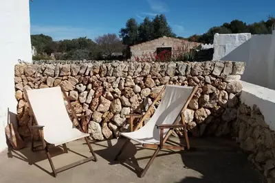 Image de Maison typique de Minorque restaurée. cadre calme
