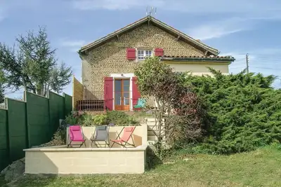 Image de Belle maison de 3 chambres à Lahitte.