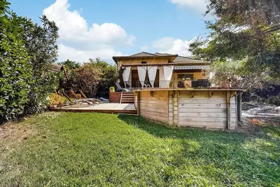 Image de Maison confortable Ă Lamotte Du RhĂ´ne