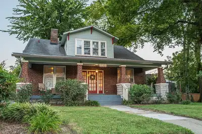 Image de Bungalow Classique Nashville - Étapes vers Belmont & 12South, à 1, 6 km de Vandy