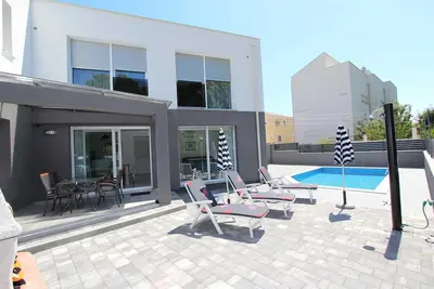 Image de Karlo 2 Holiday Home with Pool (sa bazenom)