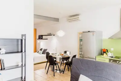 Image de Charmant loft sur la plage à 45min de Barcelone