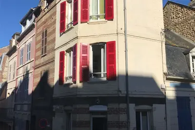 Image de Charmante et authentique  maison de pêcheur, centre ville et près de la plage
