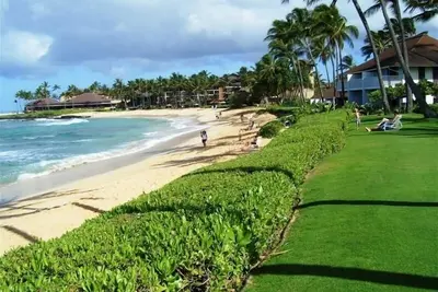 Image de Oceanfront Resort-2/2 Kiahuna vue sur le jardin -Poipu Beach Condo, piscine / salle de gym / wifi gratuit