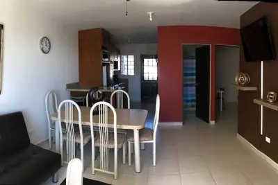 Image de Fantastique et confortable nouvel appartement près de la plage n ° 4