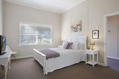 Image de Alice's Cottage - Cessnock, Hunter Valley, Central, 10% de réduction sur le livre de novembre 2019