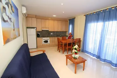 Image de Bel appartement avec terrasse et piscine près de la plage et des commerces Inmosantos Daniel 3b