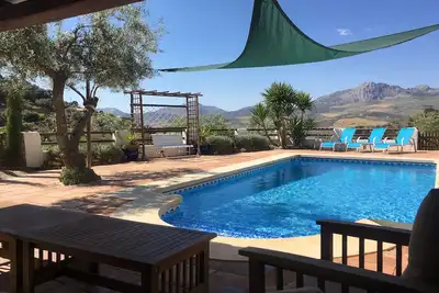 Belle ferme restaurée avec piscine privée à Malaga, Andalousie