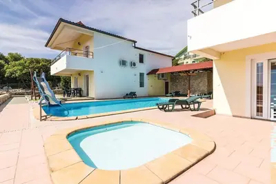 Image de Appartement confortable Ă Labin avec.