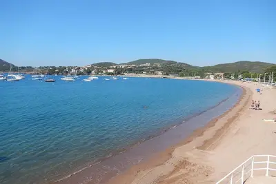 Image de Le Clos des Vignes - Studio 3 au pied du massif de l'Esterel en bord de rivière