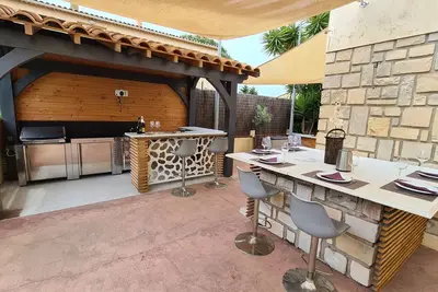 Image de Superbe Loft de 80 m² 4 pers à 300 M de la plage