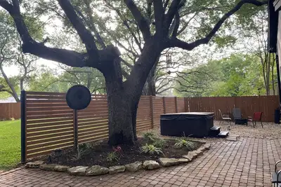 Image de Retraite musicale paisible dans les arbres