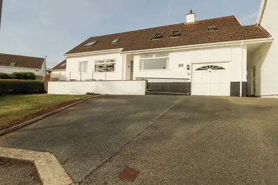 Image de Bay View, pet friendly, avec un jardin Ă Benllech, Ref 961953