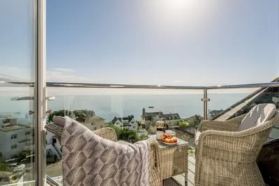 Image de Penthouse, Lemain Garden Apts
