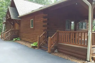 Image de Trail Ridge View, magnifique maison de bois rond avec chauffage central / Ac, câble Tv Hd, WiFi, bain à remous, foyer au gaz
