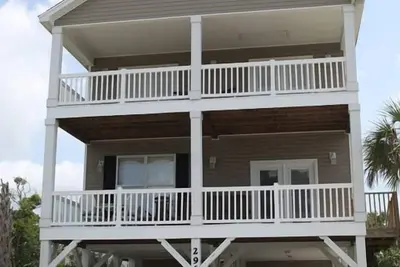 Image de \"Parfait Family Beach Home\" - \"Demandez Des RÉDUCTIONS Sept Et Oct\"