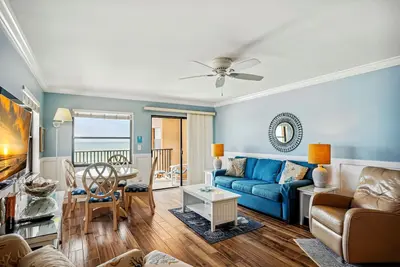 Image de Emerald Isle # 401- Belles mises à jour! Front de mer / Vue imprenable depuis le balcon!