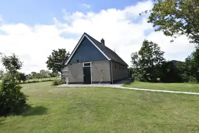 Image de Appartement Hippolytushoef avec jardin