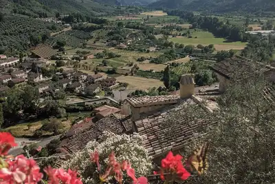 Image de Le Rocche - Sous le Castel, Appartement Ametista avec Spa et Vue Rivière Noire