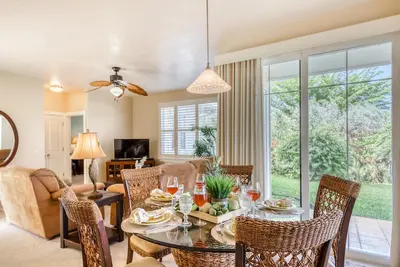 Image de Hawaiian condo w / piscine partagée & bain à remous - à proximité du golf, plage