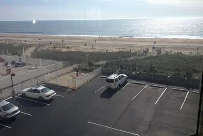 Image de Direct Oceanfront 2 Bedrm, 2 Bath Atlantis Coastal Hwy at 103rd St