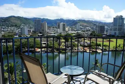 Image de Excellent emplacement avec vue sur l'océan, la montagne et la ville