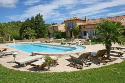 Image de La maison de Reve et du plaisance pour 4500 Dollars \/ Été prix spécial