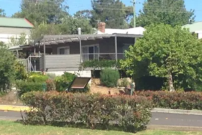Image de Mittagong Villa Centrale- Vues ensoleillées de la ville