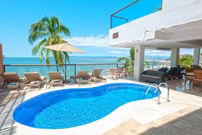 Image de 3 Br front de mer Sky Suite A