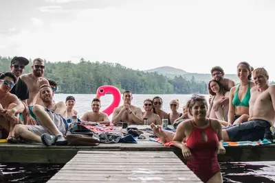 Image de PĂŞcher, faire du bateau et nager! 3 milles au sud de Bethel