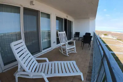 Image de Condo de luxe en bord de mer! Vue spétaculaire!