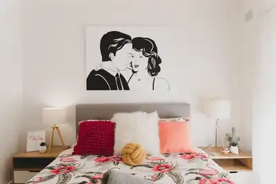 Image de À Pied De La Plage Et Des Commerces: Netflix ILLIMITÉ: Votre Premier Petit DÉJEUNER Sur Nous