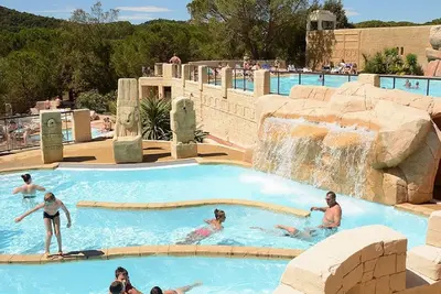 Image de Mobil Home 3ch 2sdb 2wc Camping 4* Parc Aquatique