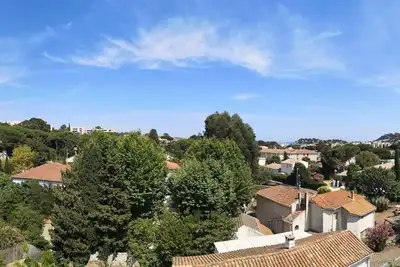 Image de Bel appartement avec vue sur Cavalaire et les collines