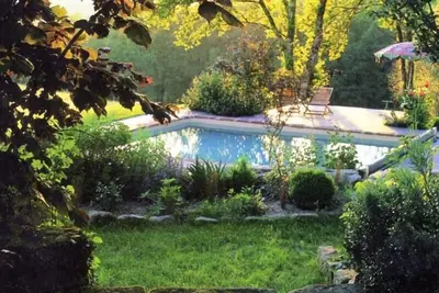 Image de Lovely Family Home with peaceful garden and heated private pool